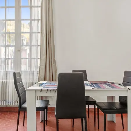1er Etage * Castellane
